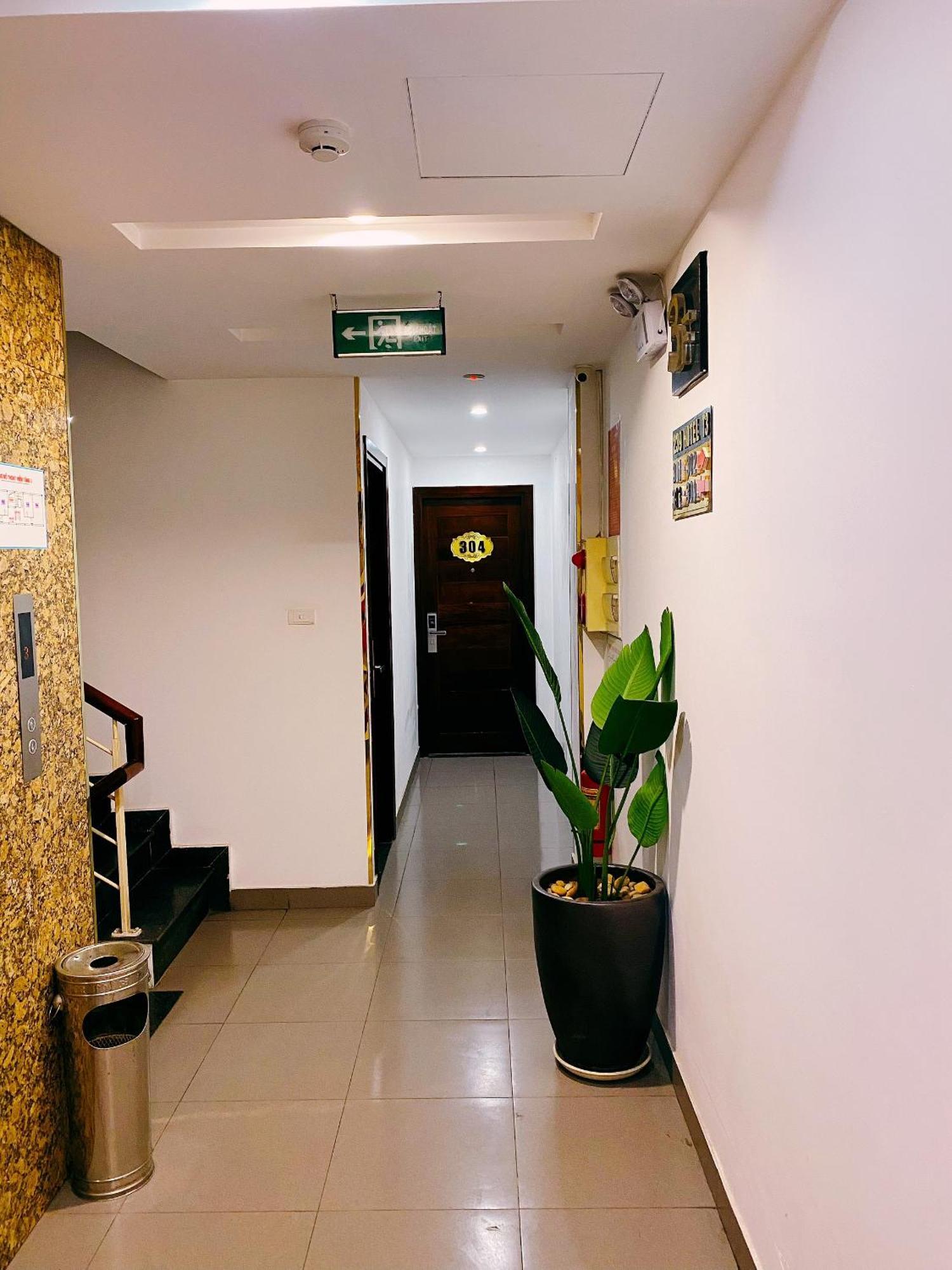 Khach San 239 Hotel Hanoi Exterior photo
