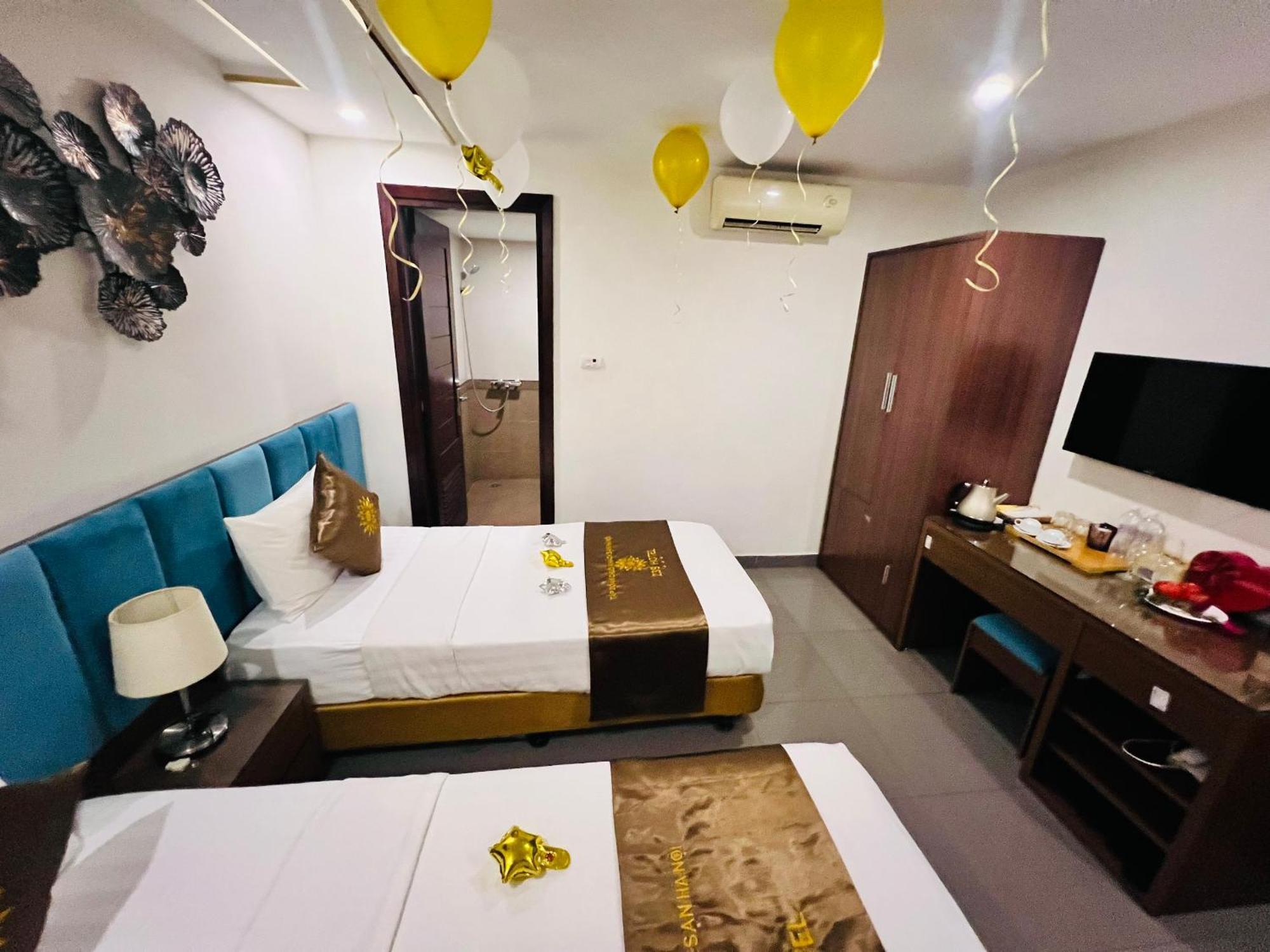 Khach San 239 Hotel Hanoi Exterior photo