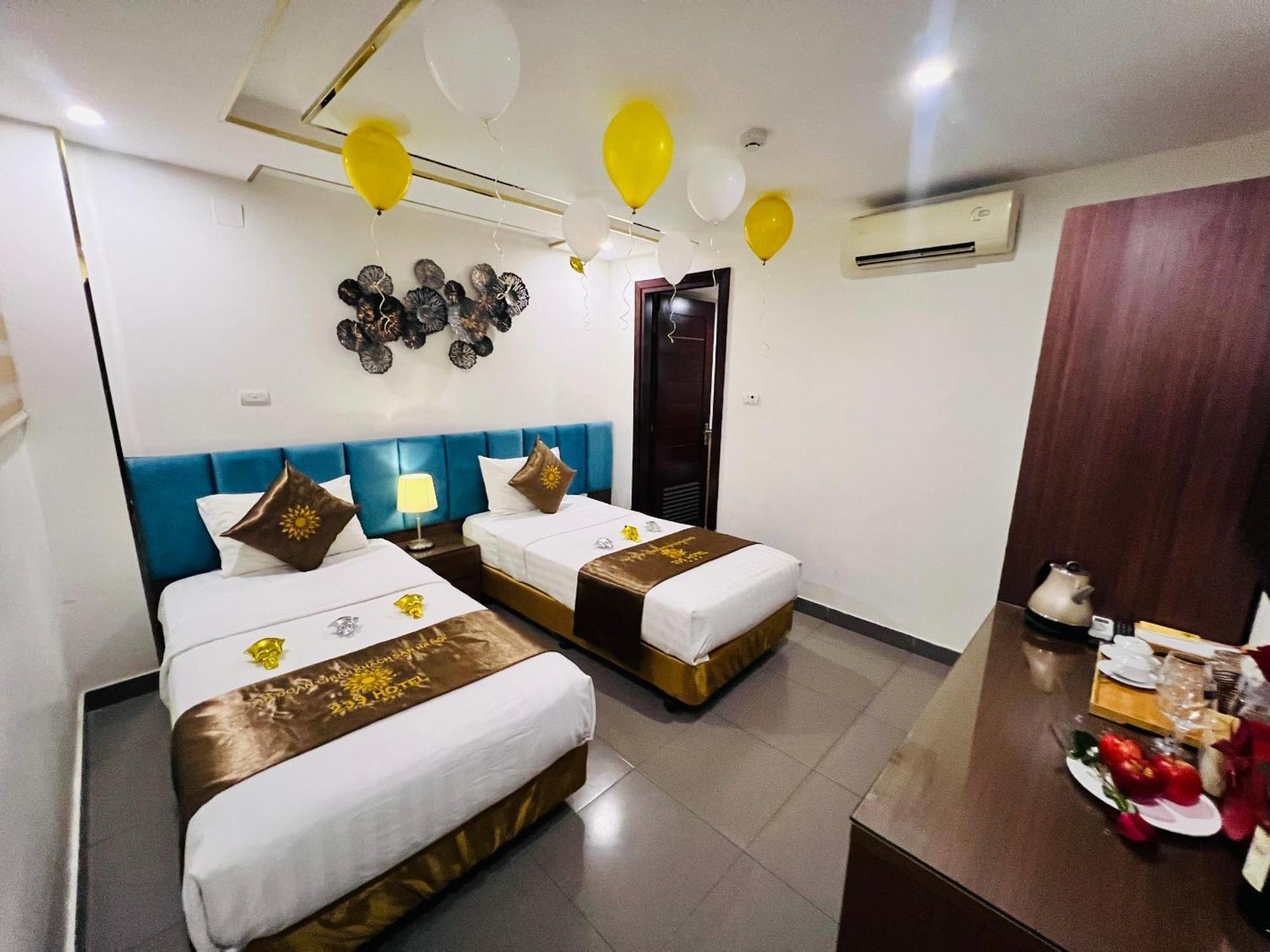 Khach San 239 Hotel Hanoi Exterior photo