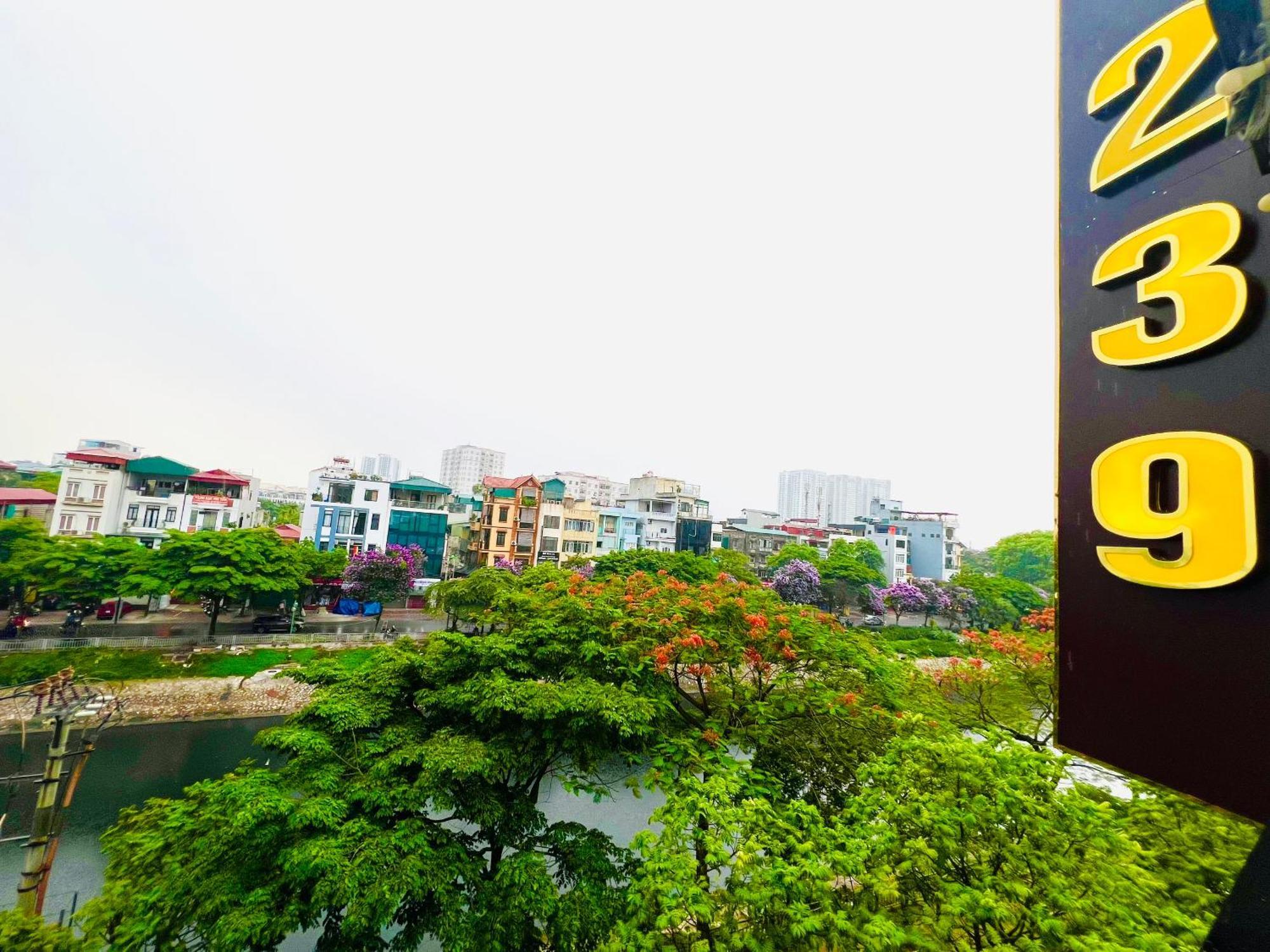 Khach San 239 Hotel Hanoi Exterior photo