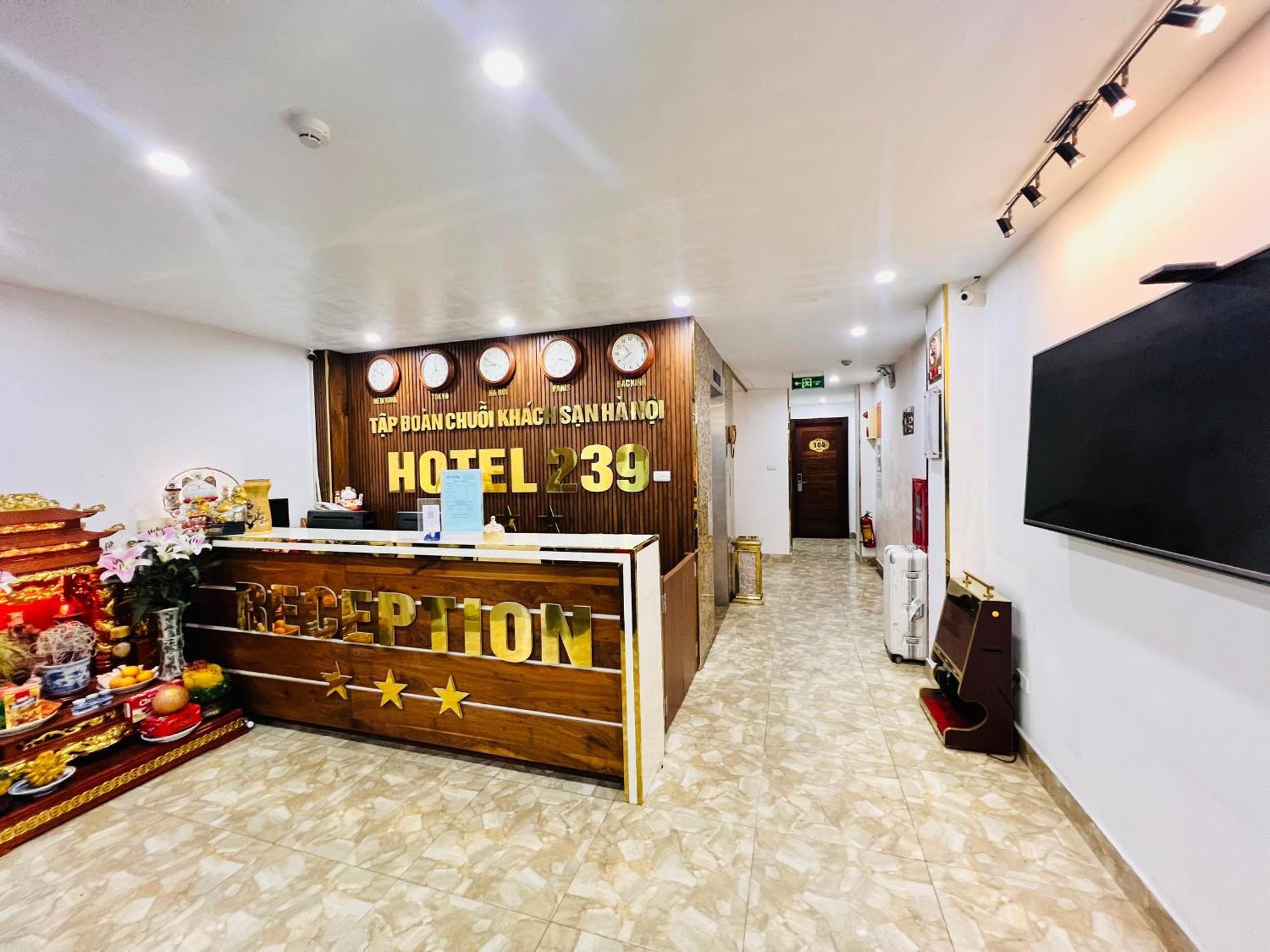 Khach San 239 Hotel Hanoi Exterior photo