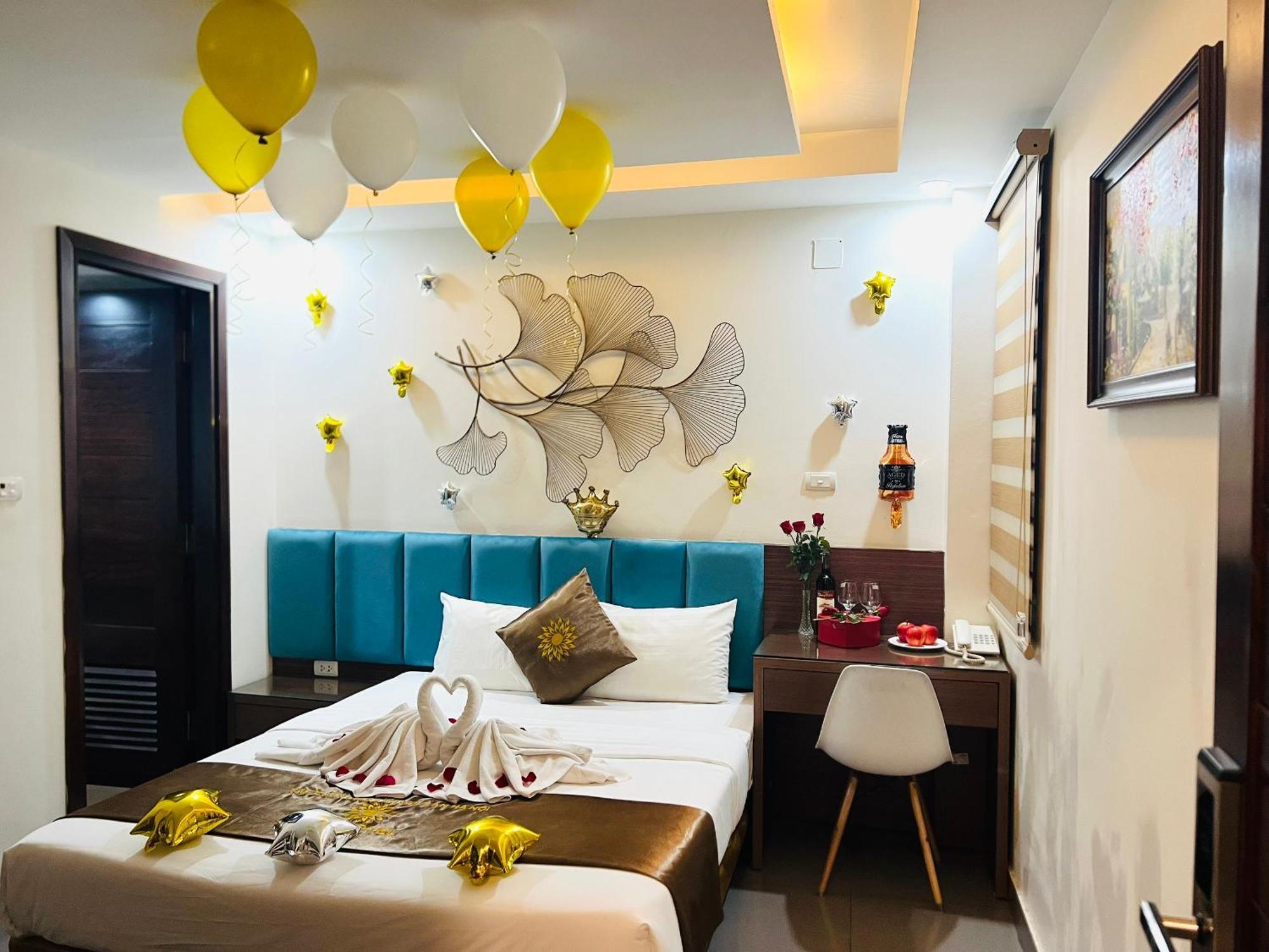 Khach San 239 Hotel Hanoi Exterior photo