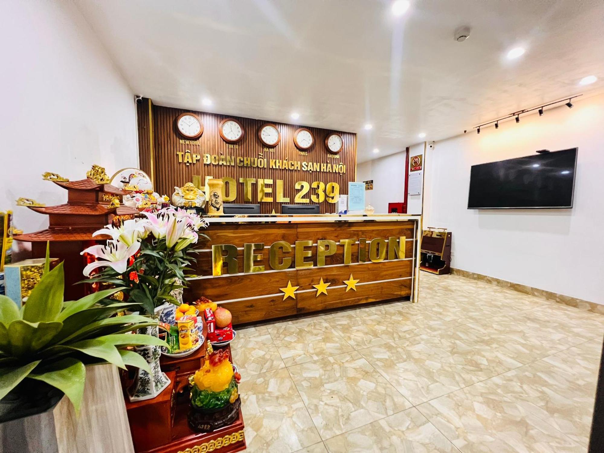 Khach San 239 Hotel Hanoi Exterior photo