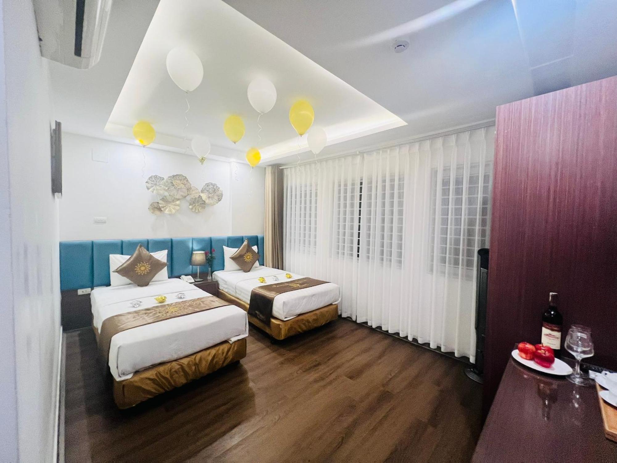 Khach San 239 Hotel Hanoi Exterior photo
