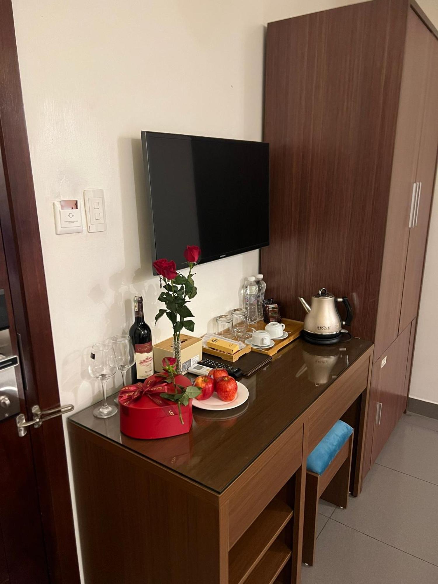 Khach San 239 Hotel Hanoi Exterior photo