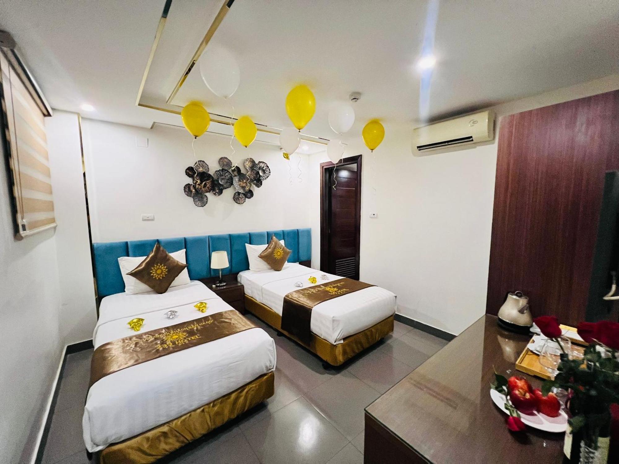 Khach San 239 Hotel Hanoi Exterior photo