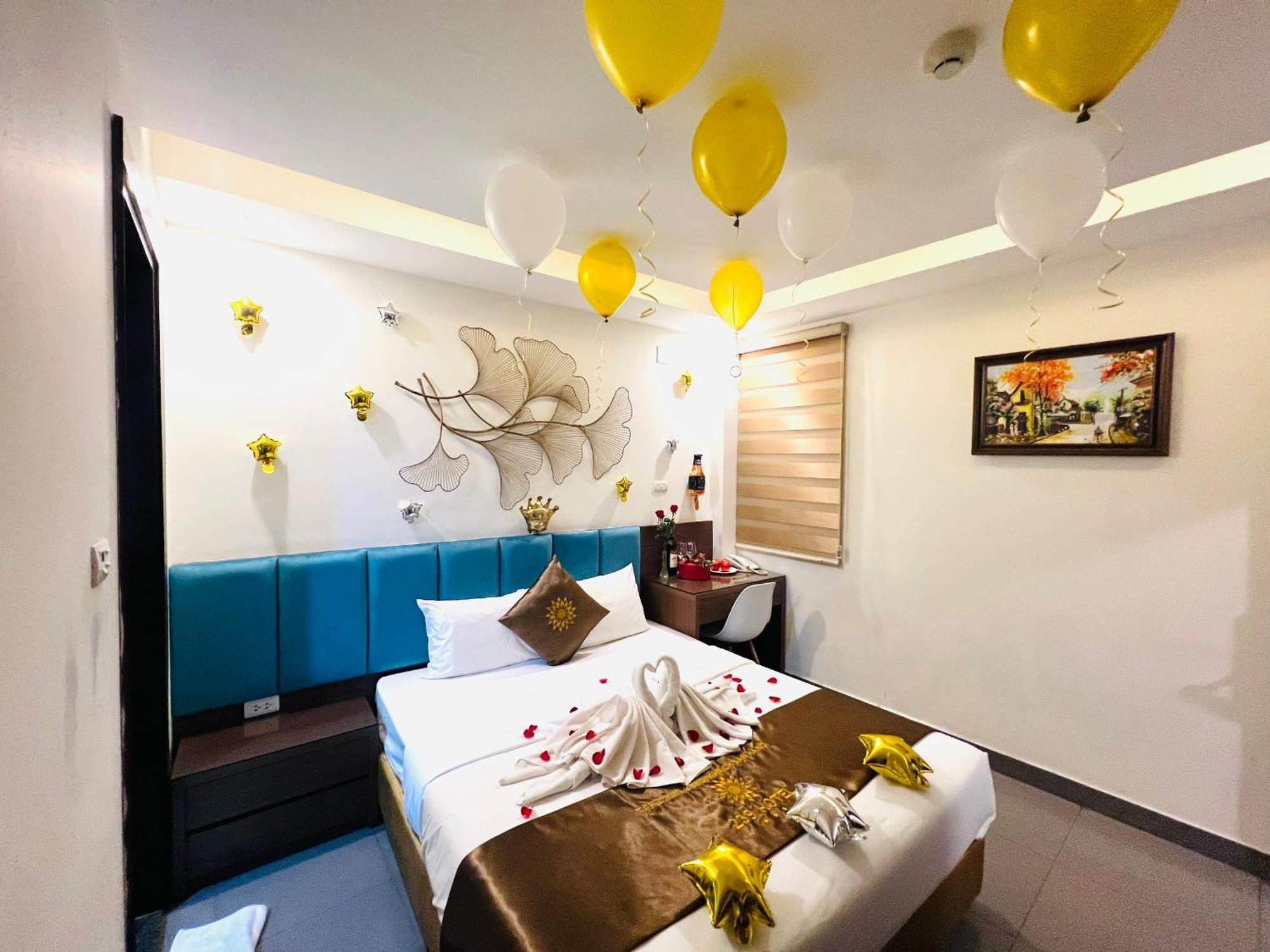 Khach San 239 Hotel Hanoi Exterior photo