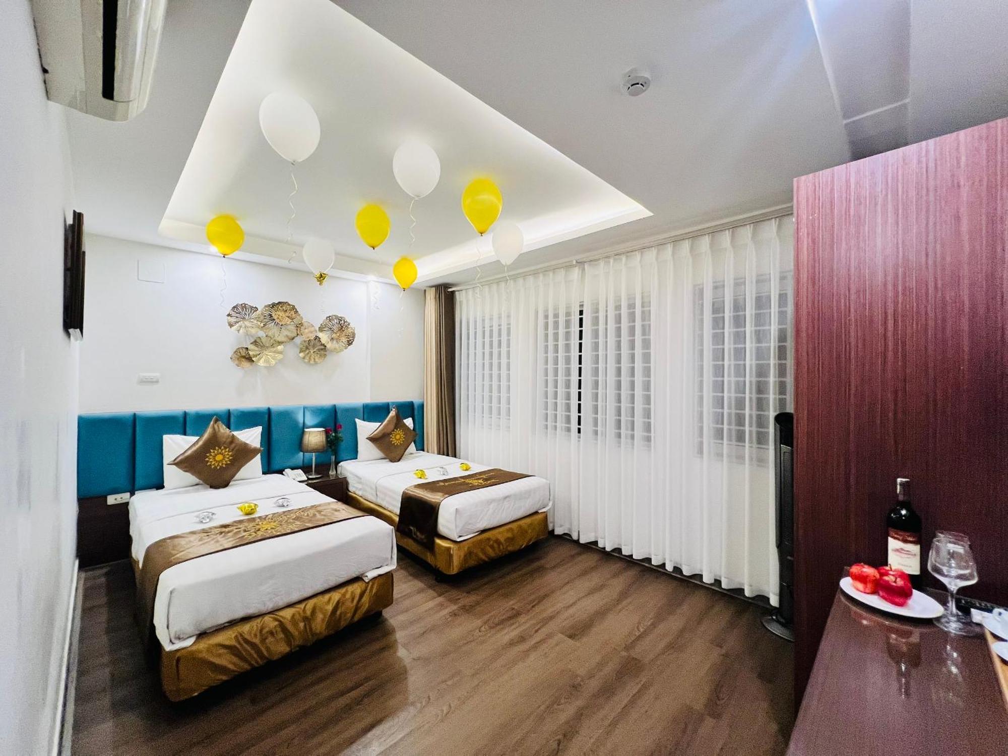 Khach San 239 Hotel Hanoi Exterior photo