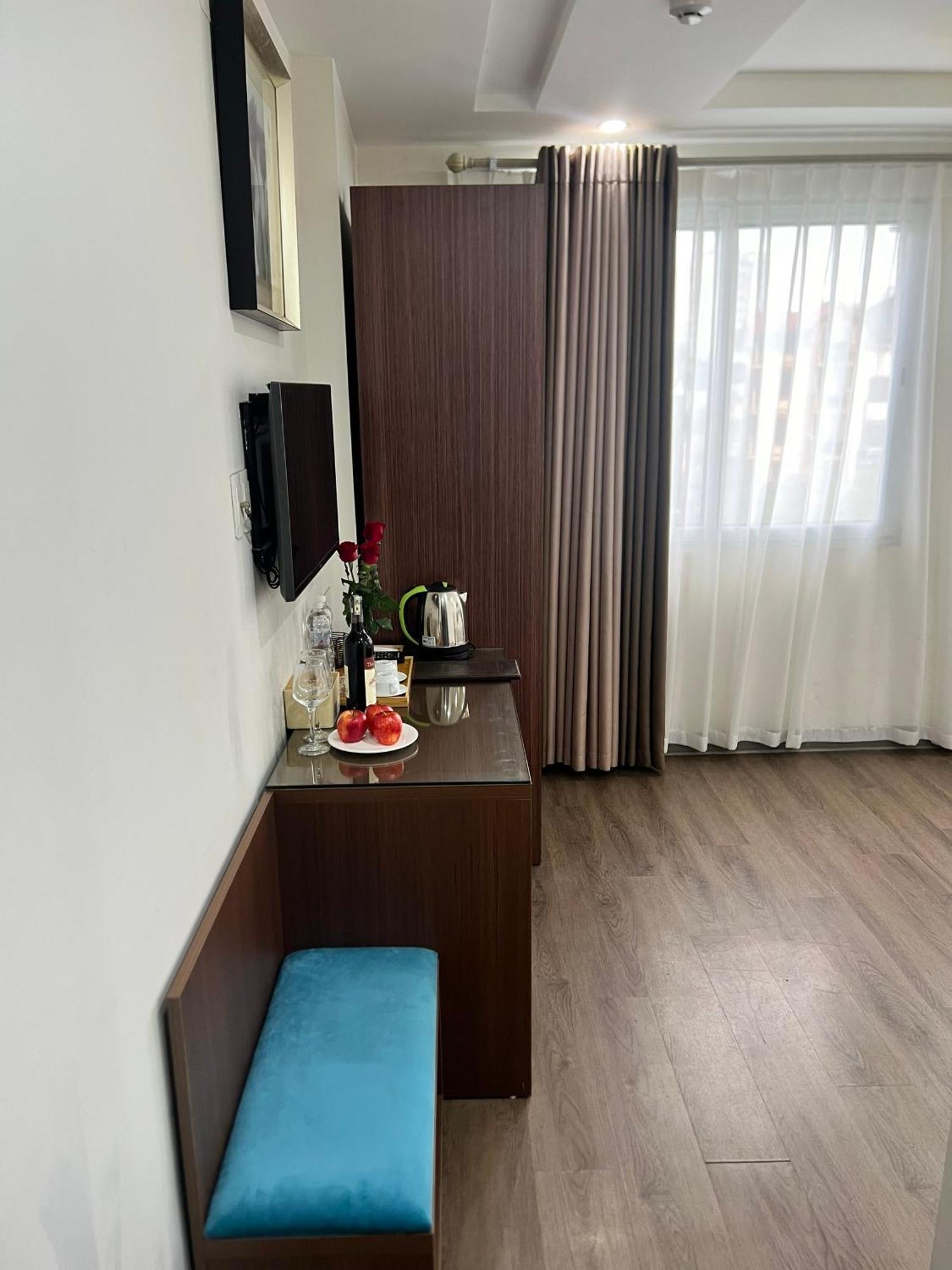 Khach San 239 Hotel Hanoi Exterior photo