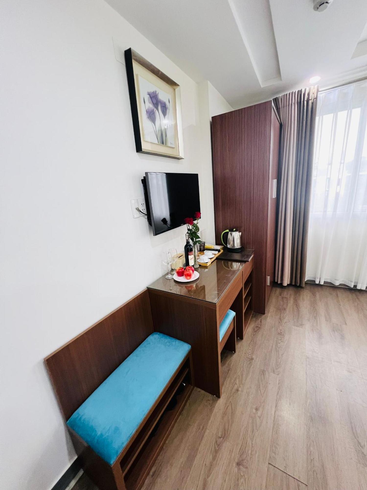 Khach San 239 Hotel Hanoi Exterior photo