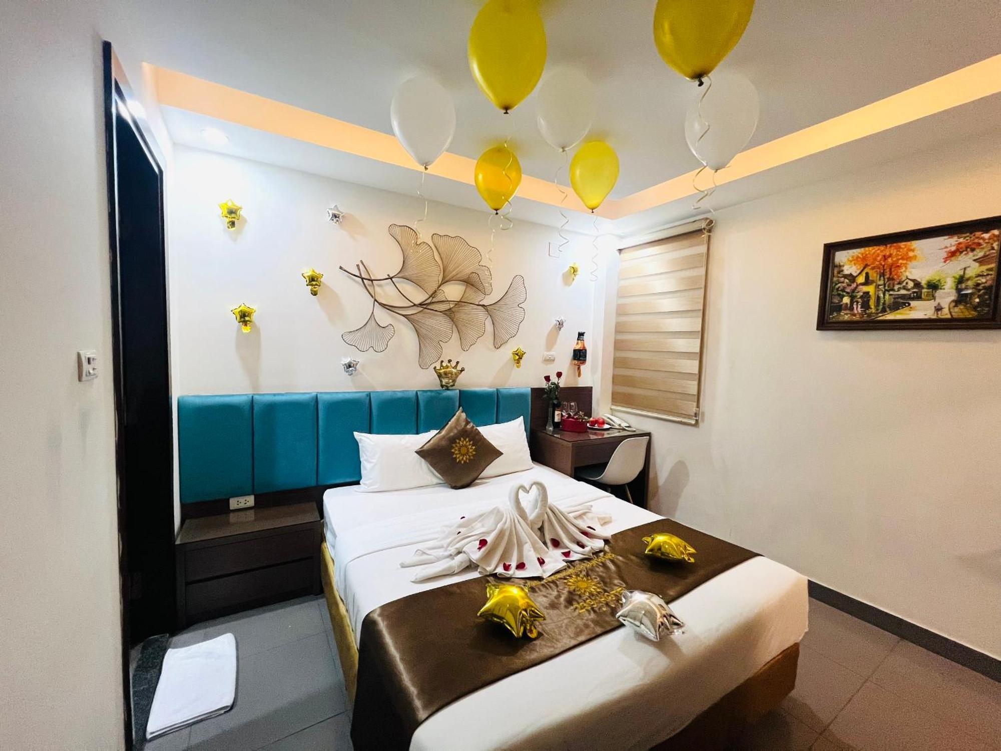 Khach San 239 Hotel Hanoi Exterior photo