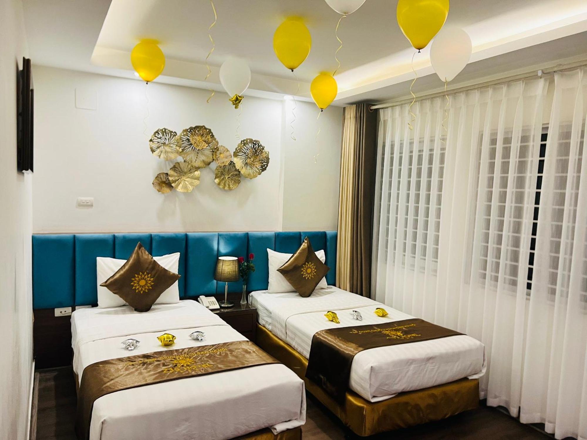 Khach San 239 Hotel Hanoi Exterior photo