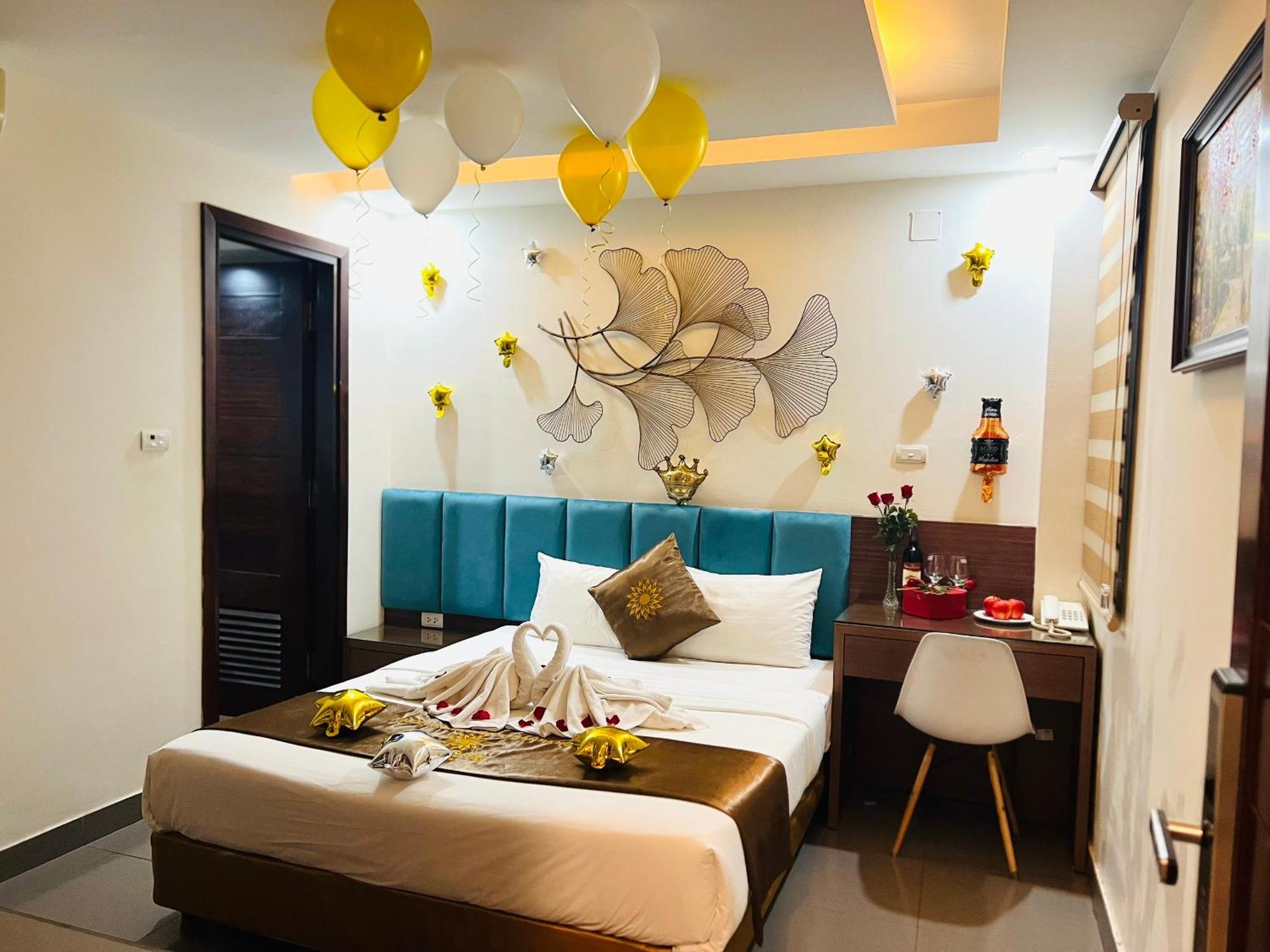 Khach San 239 Hotel Hanoi Exterior photo